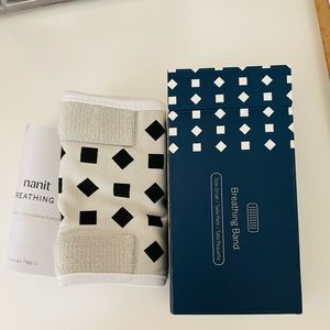 Nanit Breathing Band - Size S - Pebble Gray - New